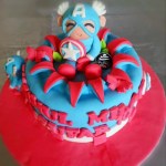 CAKE FONDANT LAPIS SURABAYA D22